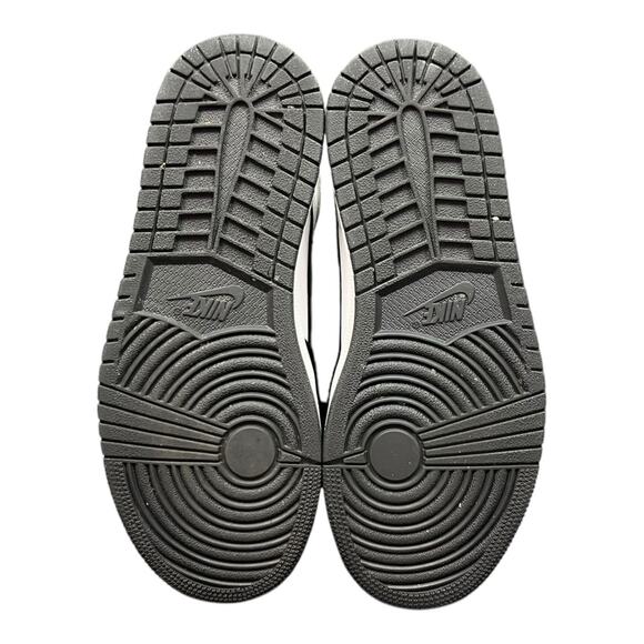 Jordan 1 Retro High “Silver Toe” Sneakers - Picture 8 of 11